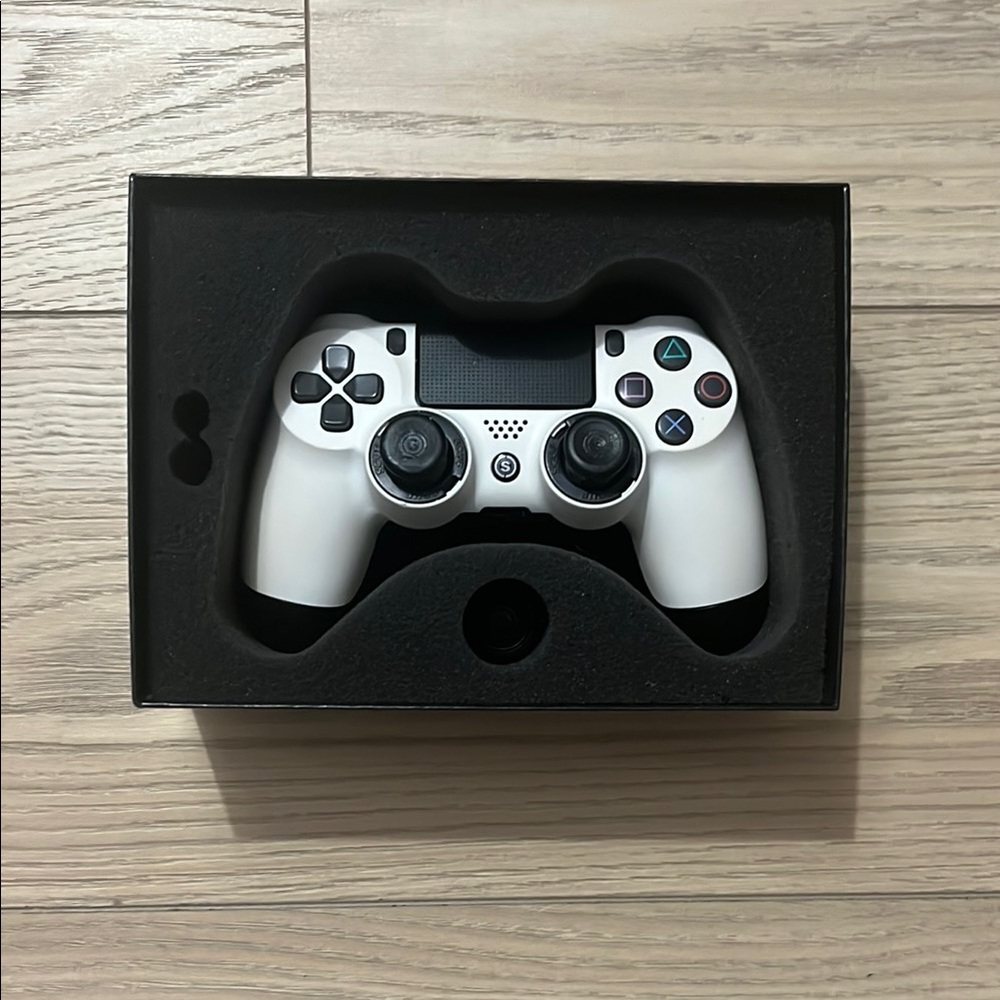 Scuf Wireless Controller White and Black Ergonomic Design
